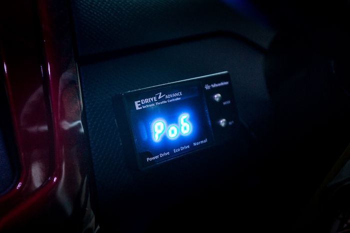 Mesin modifikasi Toyota Yaris Bakpai didoping Shadow Electric Accelerator Box 