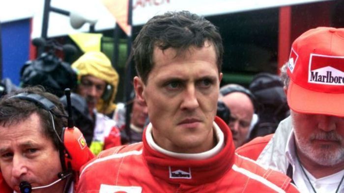 Michael Schumacher ngamuk di garasi McLaren