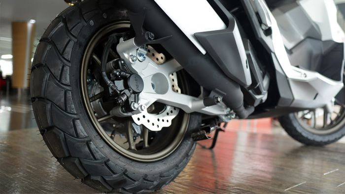 Rem bagian belakang Honda New ADV160