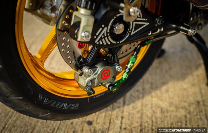 Rem belakang turut diupgrade maksimal