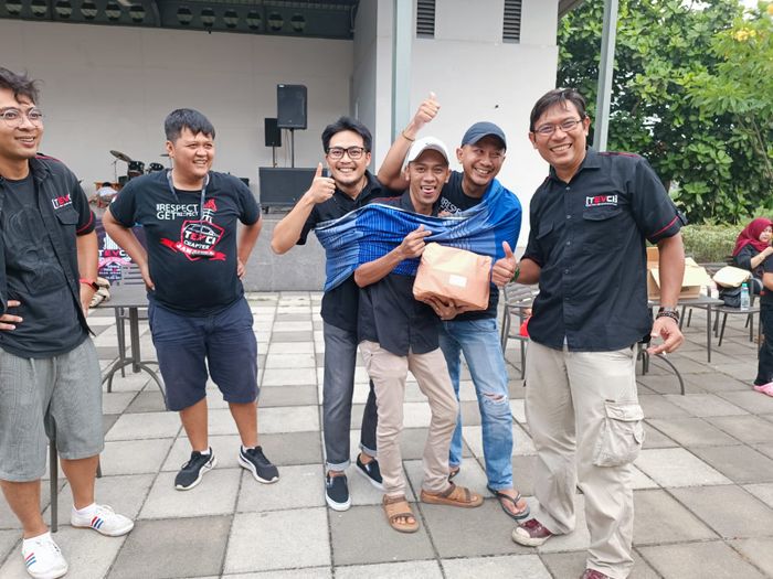 Komunitas Toyota Etios Valco Club Indonesia (TEVCI) menggelar kumpul bareng menyambut kemerdekaan Republik Indonesia ke-77.