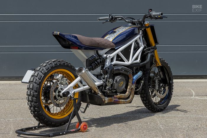 Indian FTR1200S street tracker yang keren