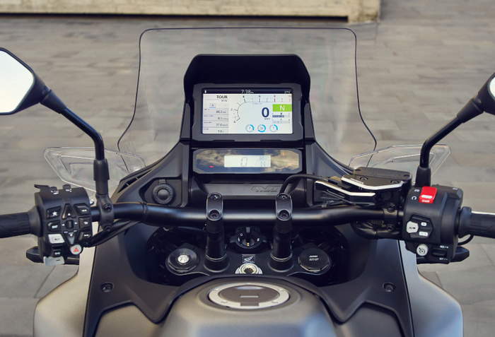 Dasbor dan panel instrumen Honda NT1100