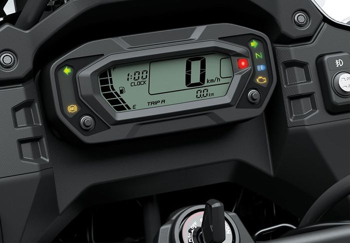 Tampilan panel instrumen Kawasaki KLR650 2022