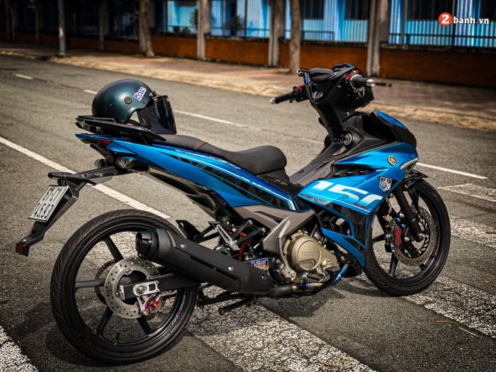 Modifikasi Yamaha MX King 150 yang elegan