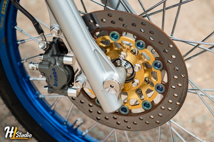 Sektor kaki-kaki mendapatkan  pelek Excel dan pengereman baru