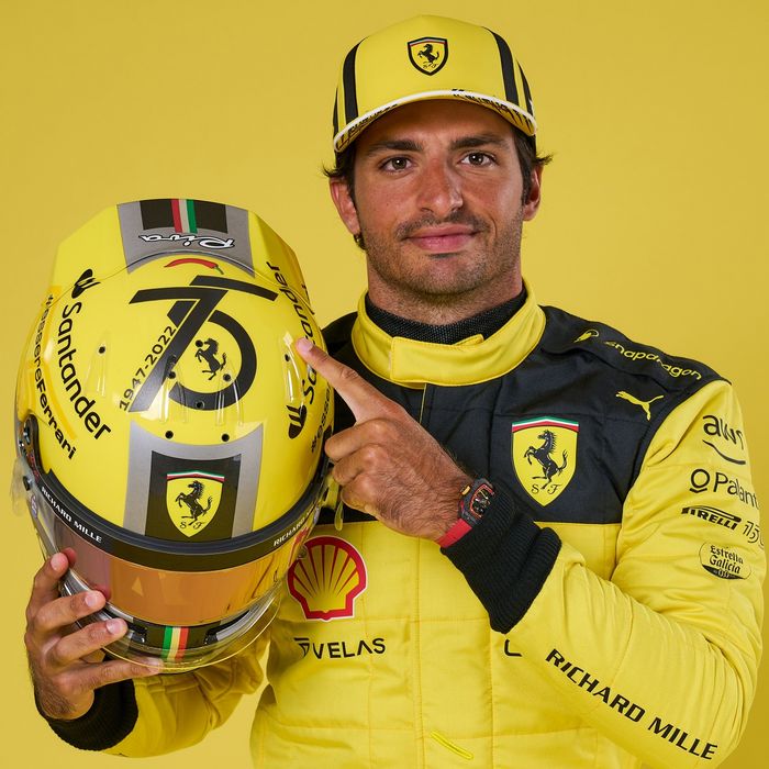 Helm spesial Carlos Sainz di F1 Italia 2022