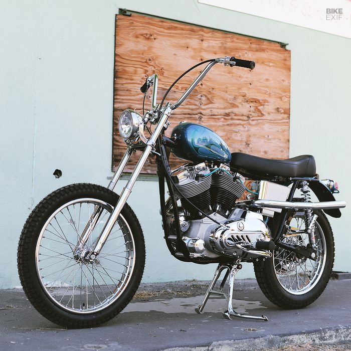 Harley-Davidson Sportster XLH bergaya desert sled yang keren