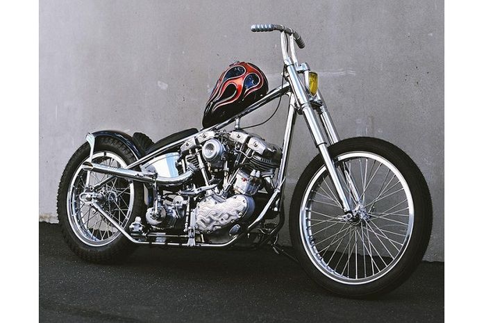 Motor chopper Harley-Davidson FLH 1969 milik Flea Red Hot Chili Peppers digarap Masa San dari Luck MC yang bermarkas di Kyoto, Jepang.