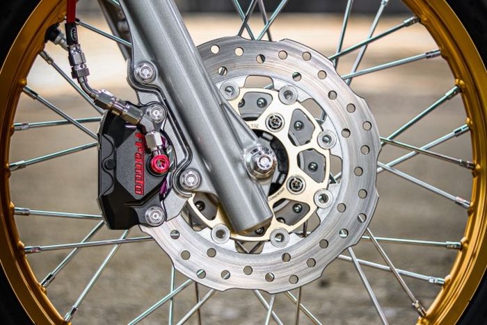 Pelek pakai produk Excel dan pengereman dimaksimalkan