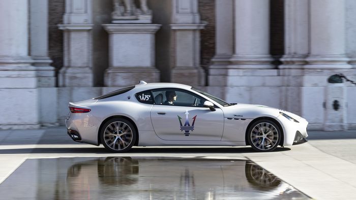 Maserati juga mengonfirmasi GranTurismo akan memakai mesin V6 twin turbo Nettuno seperti MC20.