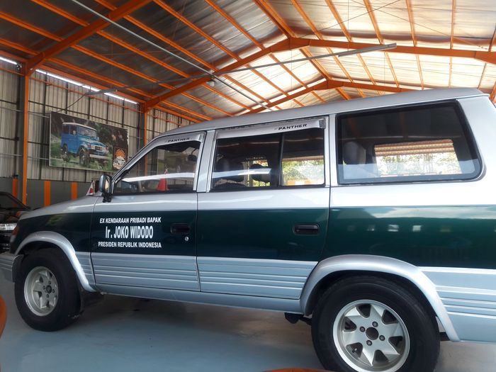 Kondisi Isuzu Panther bekas mobil pribadi Jokowi saat mejeng di Ototrondolo Wonogiri.