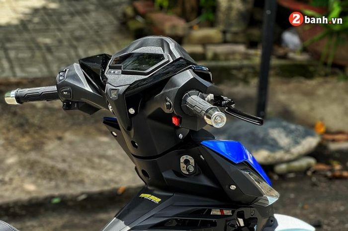 Panel speedometer diganti dengan milik Honda Winner X 150