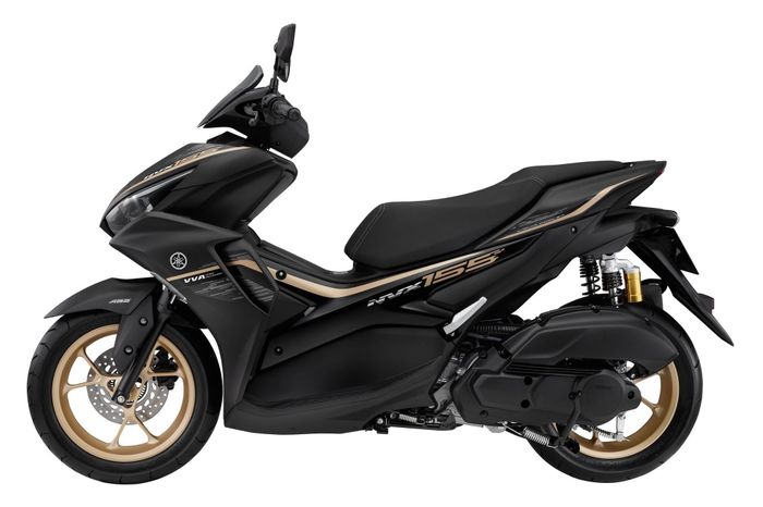 Yamaha NVX 155 VVA warna Black