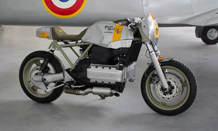 BMW K100 RS cafe racer yang mempesona