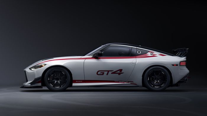 Nissan Z GT4 mempertahankan siluet desain Nissan Z produksi.
