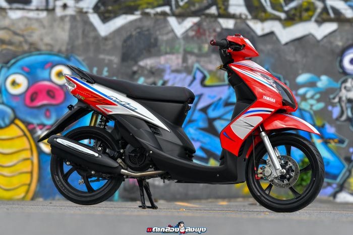 Sektor mesin hanya diberi pemanis leher knalpot titanium