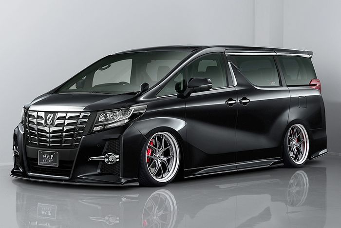 Modifikasi Toyota Alphard ditopang pelek imgain GTM ukuran 21 inci