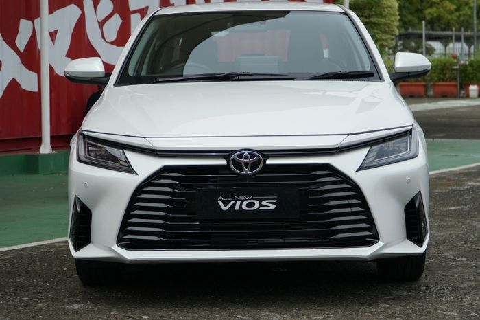Toyota Vios terbaru di Indonesia