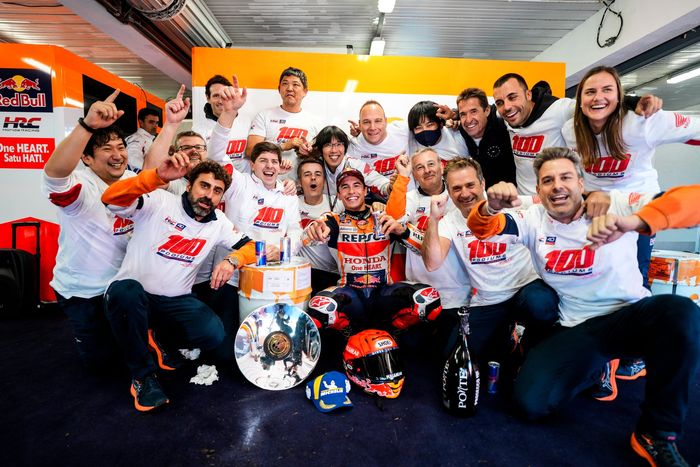 Repsol Honda merayakan podium Marc Marquez usai MotoGP Australia 2022.