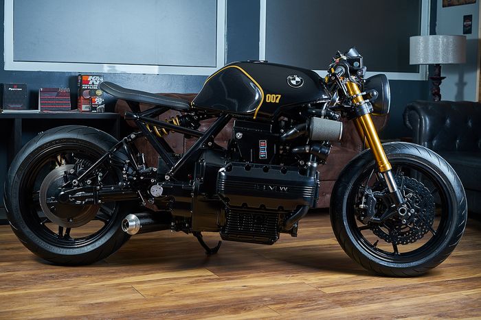 BMW K100 RS cafe racer yang keren dan sangar