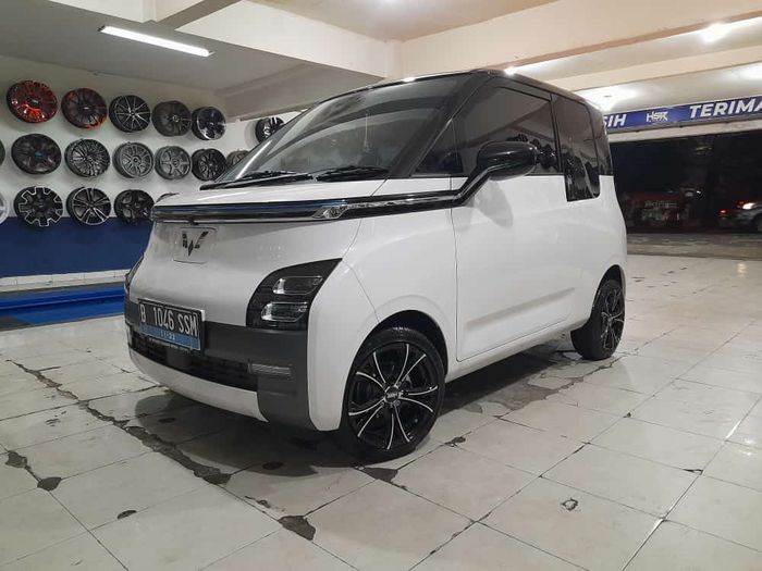 Wuling Air EV ganti pelek pakai ukuran 14x6 inci offset 35