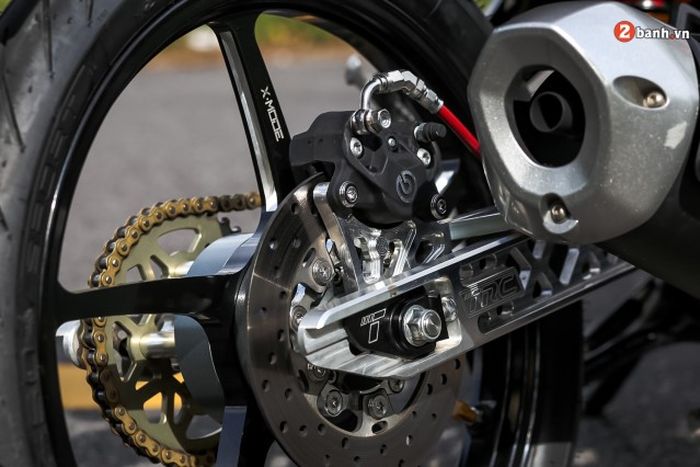 Rem belakang mendapatkan upgrade istimewa juga