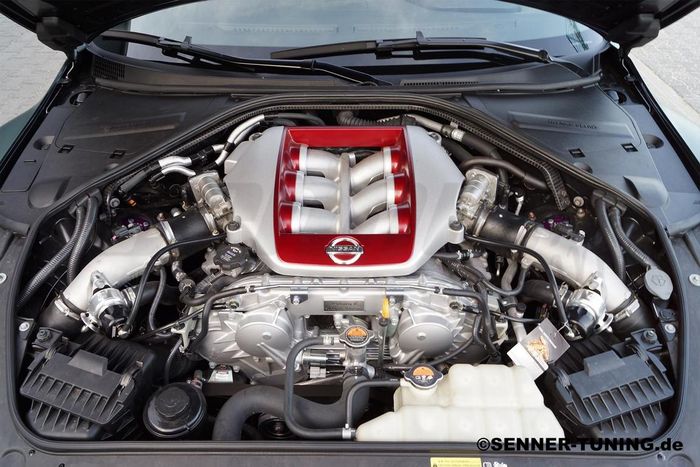 Mesin modifikasi Nissan GT-R R35 sudah dioprek biar lebih powerful