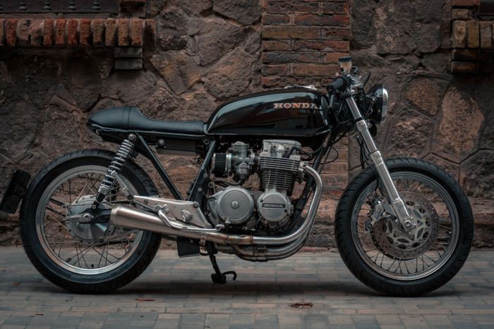 Honda CB650 Four cafe racer yang istimewa