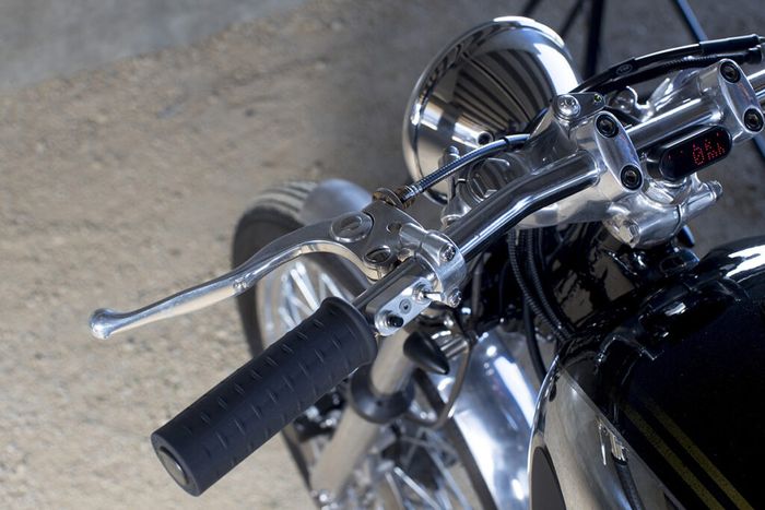 Kokpit dirombak menjadi lebih minimalis