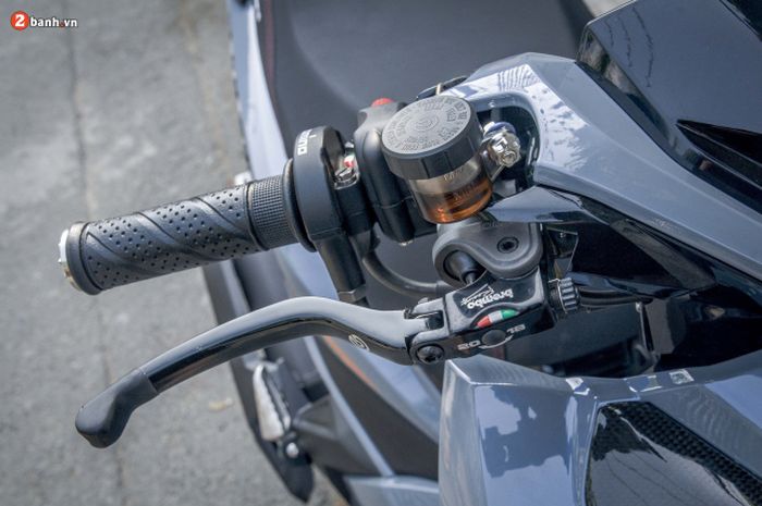 Master rem depan dan belakang memakai Brembo RCS Corsa Corta