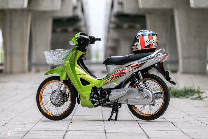Modifikasi Honda Karisma 125 yang menarik