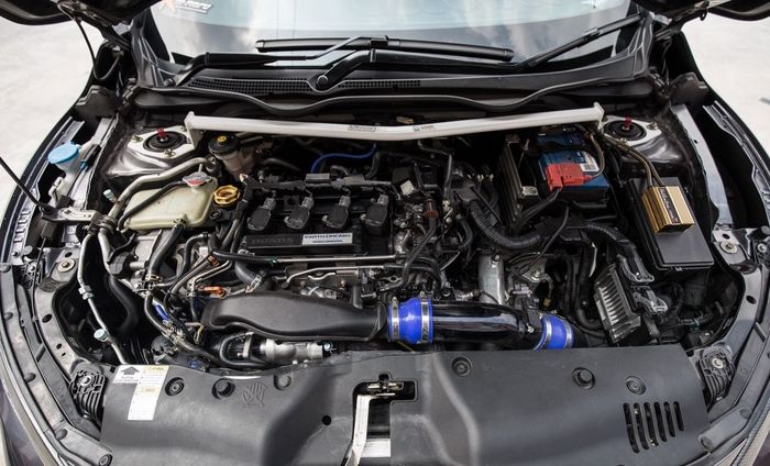 Mesin modifikasi Honda Civic Turbo dioprek hingga merilis tenaga 220 dk