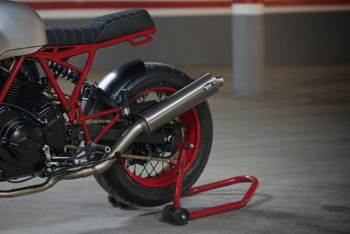 Sektor mesin mendapat perbaikan ringan lalu dipasangi exhaust system baru