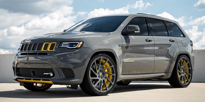 Modifikasi Mesin Jeep Grand Cherokee Trackhawk Jubah Nardo Grey