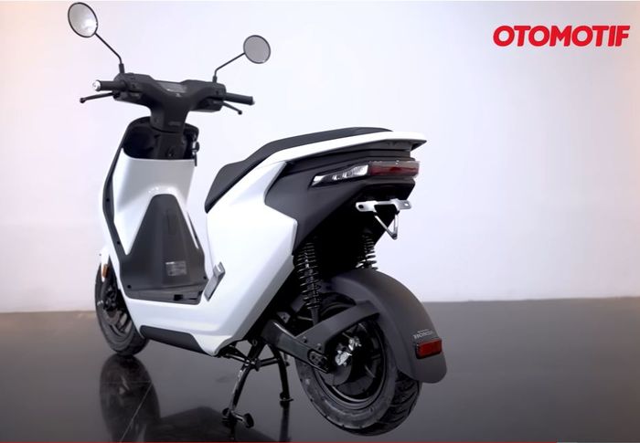 Motor listrik Honda U-GO dijual lewat importir umum seharga Rp 39 jutaan