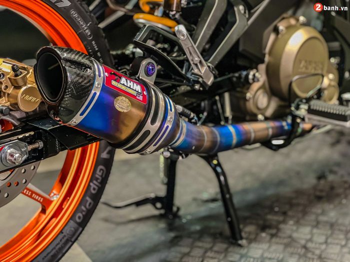 Sektor mesin mendapatkan knalpot AHM bermaterial titanium