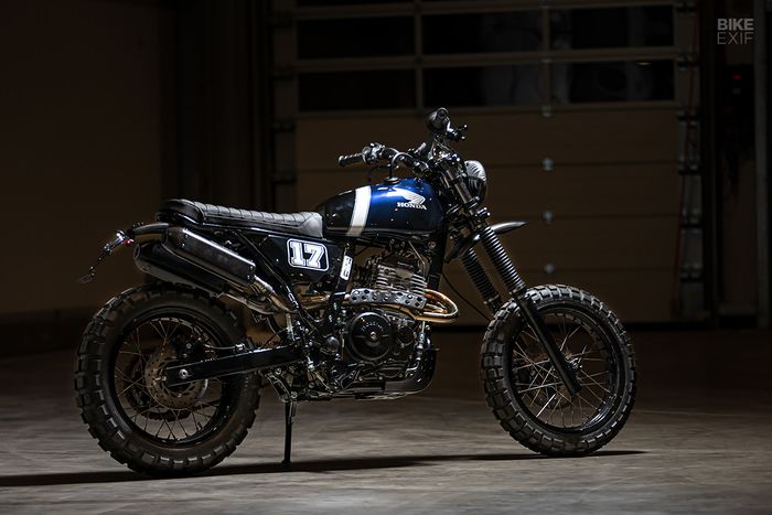 Honda NX650 Dominator scrambler yang tampil sangar dan keren