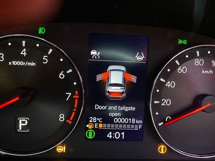 Speedometer Honda WR-V RS dengan fitur Honda Sensing berbeda jauh dengan tipe E