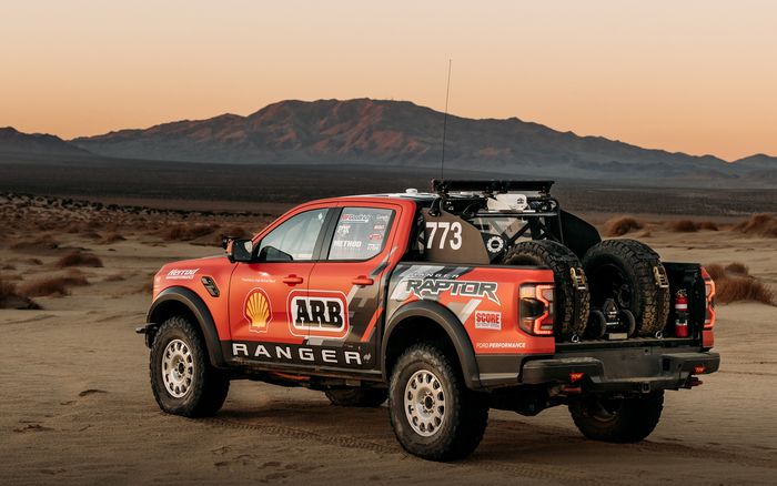 Bernomor 773, Ranger Raptor ini turun di Baja bersama Lovell Racing.