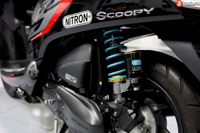 Suspensi belakang pakai shock Nitron