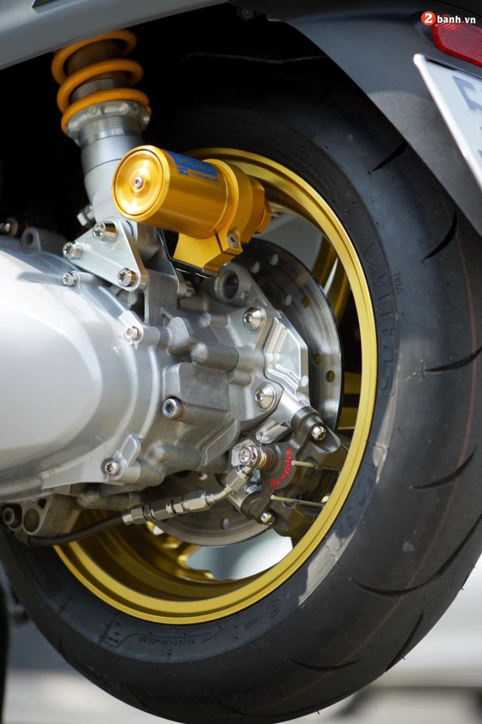 Rem belakang dan suspensi belakang turut diupgrade serupa yang depan