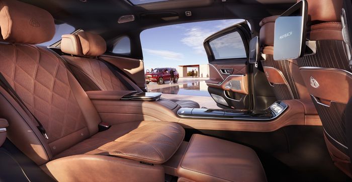 Ruang kabin Mercedes-Maybach S-Class
