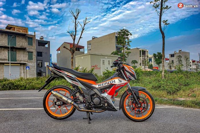 Modifikasi istimewa Honda Sonic 150R yang sporty