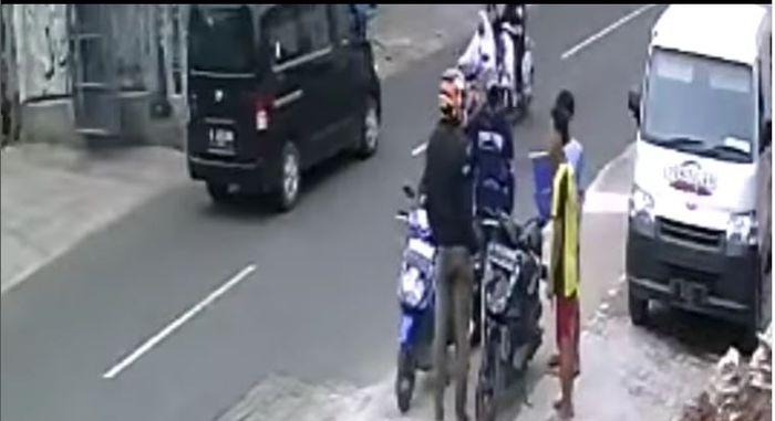 Aksi polisi gadungan di Karang Tengah, Tangerang merampas Honda BeAT dua remaja dengan modus tilang