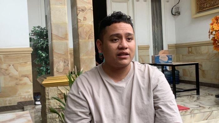 Muhammad Naufal Rahman (25), anak anggota DPRD Kota Bekasi Arif Rahman Hakim jadi korban tabrak lari pengendara mobil Hyundai di Jalan Harapan Indah, Medan Satria, Kota Bekasi Rabu (9/11/2022) petang. 