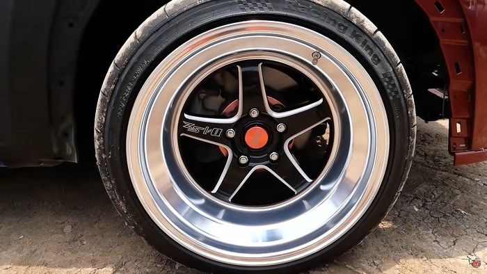 Modifikasi kembaran Wuling Almaz berbodi pikap Chevrolet Colorado ditopang pelek Lenso