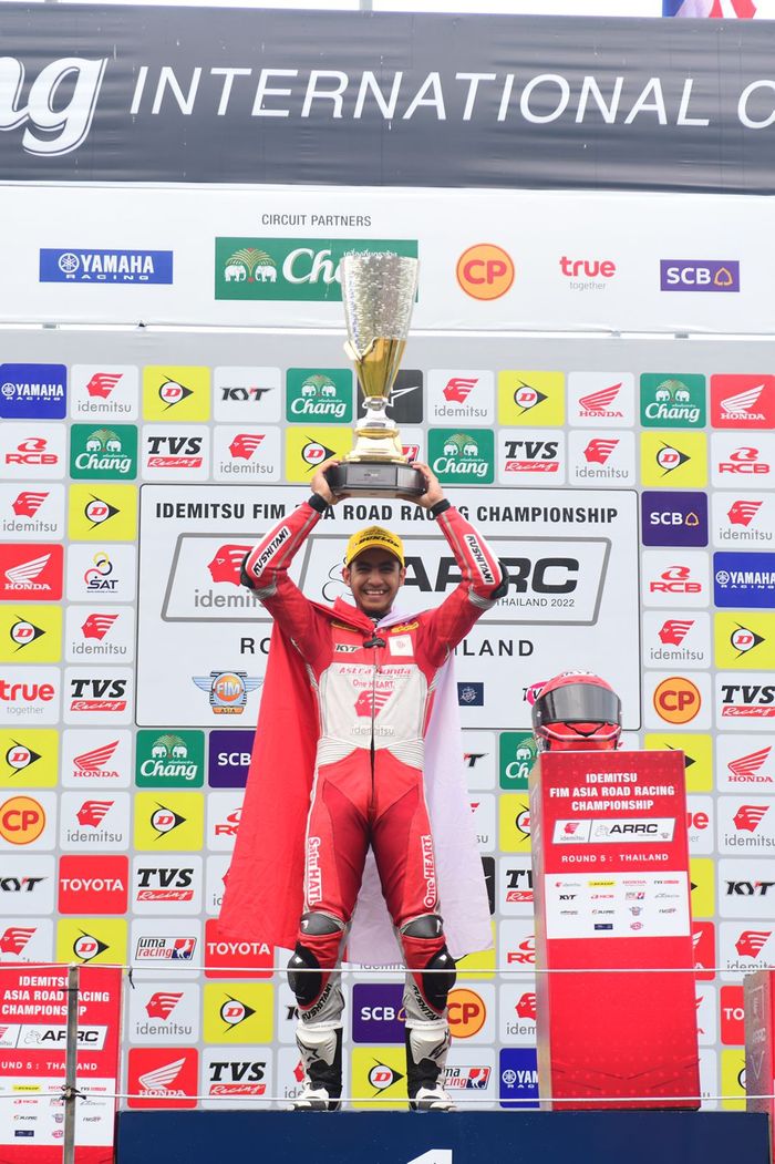 Andi Gilang sabet gelar juara ARRC SS600 2022. 