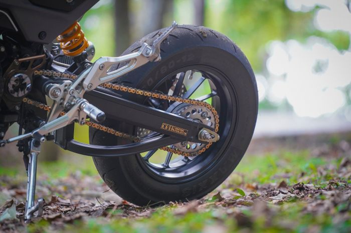 Swingarm diganti dengan produk Over Racing