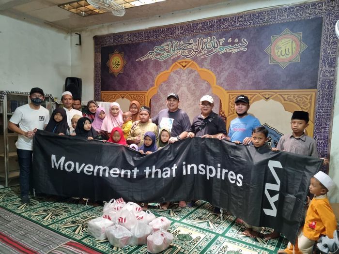 Bakti Sosial member SONIC (Sonet Indonesia Community) di Panti Asuhan Rumah Tahfidz Salsabil, Semarang